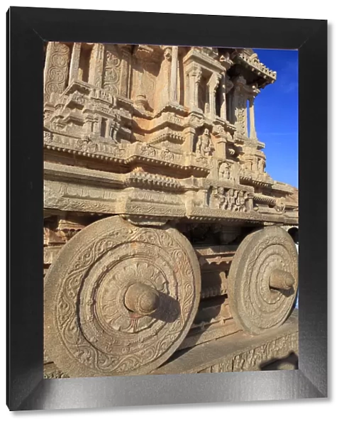 Stone carved chariot, Vittala Temple (16th century), Hampi, Karnataka, India