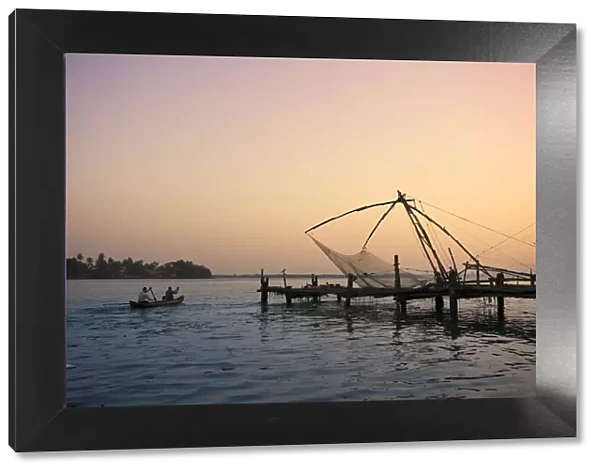 Fishermen and traditional fishing nets, Fort Cochin, Kerala, India