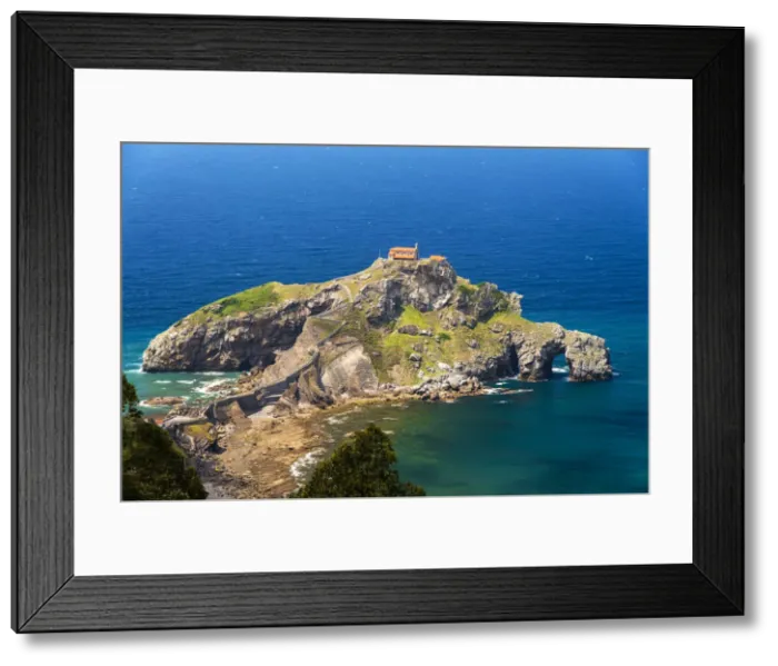 Framed Print : San Juan de Gaztelugatxe islet, Bermeo, Basque Country, Spain