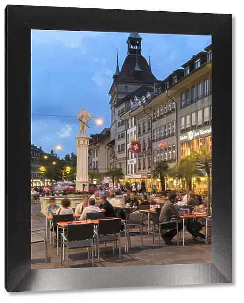 Europe, Switzerland, Berne, street cafes at Baerenplatz