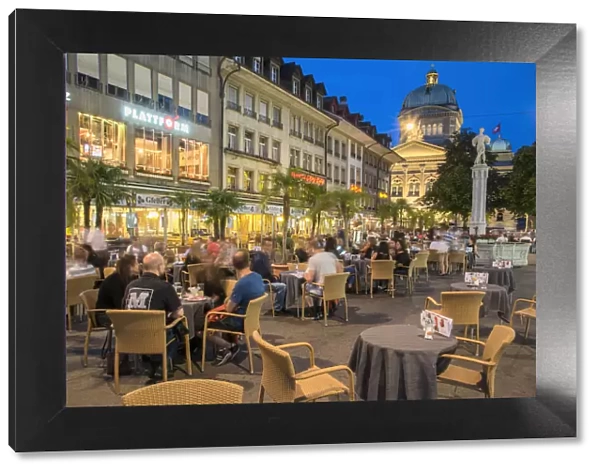 Europe, Switzerland, Berne, street cafe near the Swiss Capital