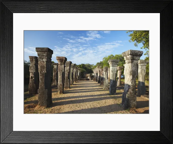Framed Print : Audience Chamber, Island Gardens, Polonnaruwa, (UNESCO World Heritage Site), North Framed Print : Audience Chamber, Island Gardens, Polonnaruwa, (UNESCO World Heritage Site), North