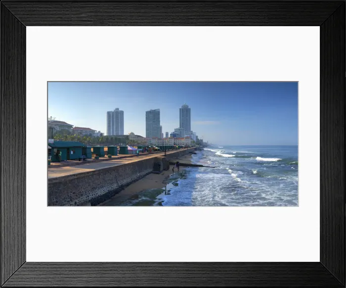 Framed Print : Galle Face Green and Galle Face Beach, Colombo, Sri Lanka Framed Print : Galle Face Green and Galle Face Beach, Colombo, Sri Lanka