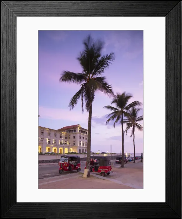 Framed Print : Tuk tuks parked outside Galle Face Hotel at sunset, Colombo, Sri Lanka Framed Print : Tuk tuks parked outside Galle Face Hotel at sunset, Colombo, Sri Lanka