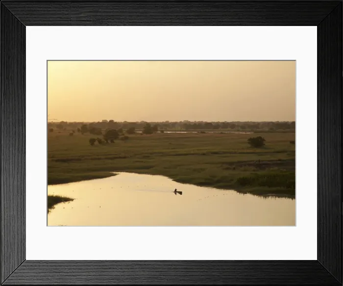Framed Print : Northern Bahr el Ghazal, South Sudan. Fishing in the swamps
