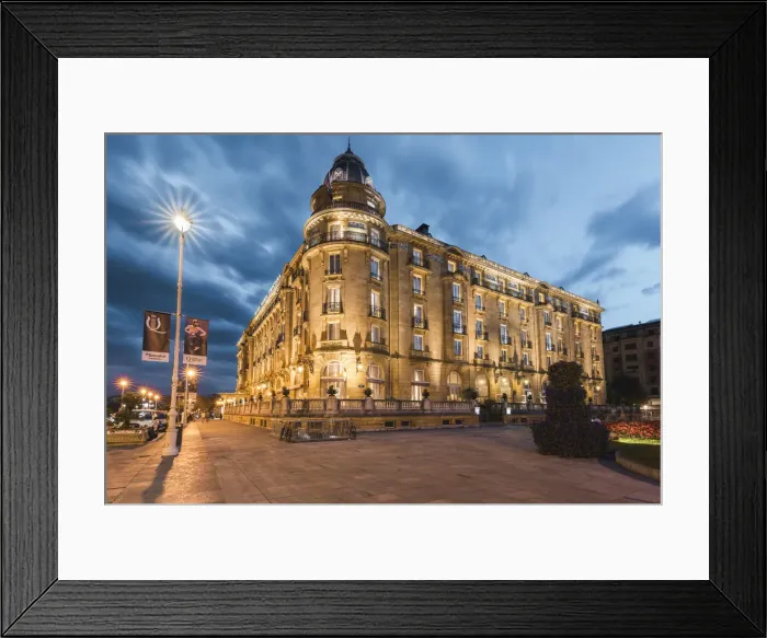 Framed Print : Spain, Basque Country, San Sebastian (Donostia). The luxury Maria Cristina Hotel at dusk Framed Print : Spain, Basque Country, San Sebastian (Donostia). The luxury Maria Cristina Hotel at dusk