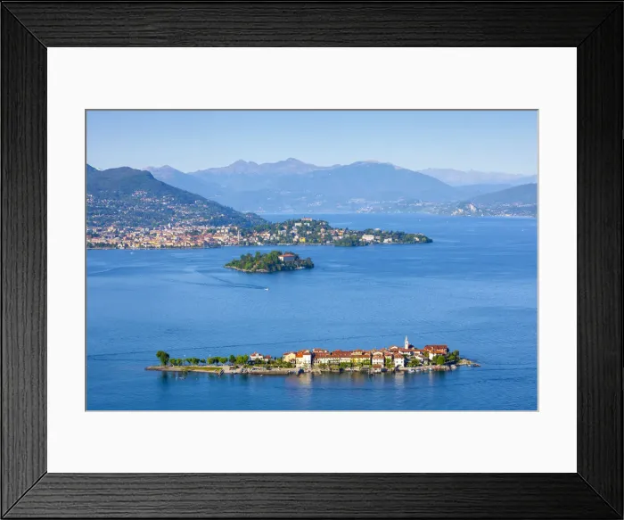 Framed Print : Elevated view over the idyllic Isola dei Pescatori (Fishermens Islands) Framed Print : Elevated view over the idyllic Isola dei Pescatori (Fishermens Islands)