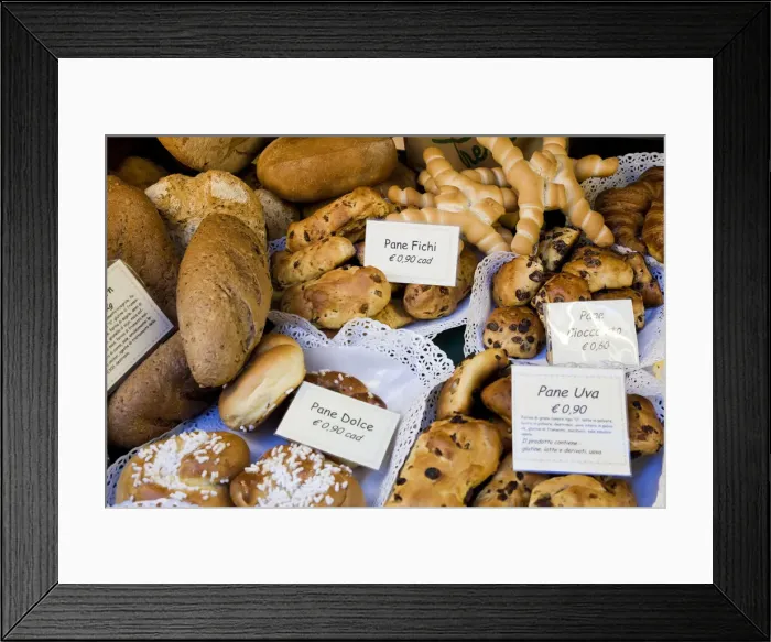 Framed Print : Bread shop window, Bergamo, Lombardy, Italy Framed Print : Bread shop window, Bergamo, Lombardy, Italy