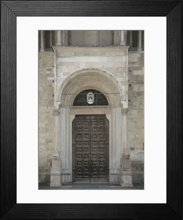 Framed Print : Doorway of Cattedrale di Parma, Parma, Emilia-Romagna, Italy
