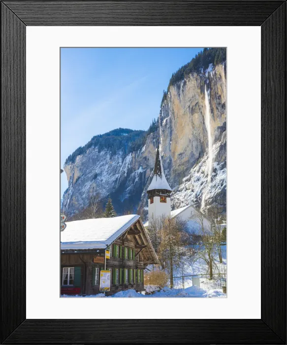 Framed Print : Lauterbrunnen, Berner Oberland, canton of Bern, Switzerland Framed Print : Lauterbrunnen, Berner Oberland, canton of Bern, Switzerland