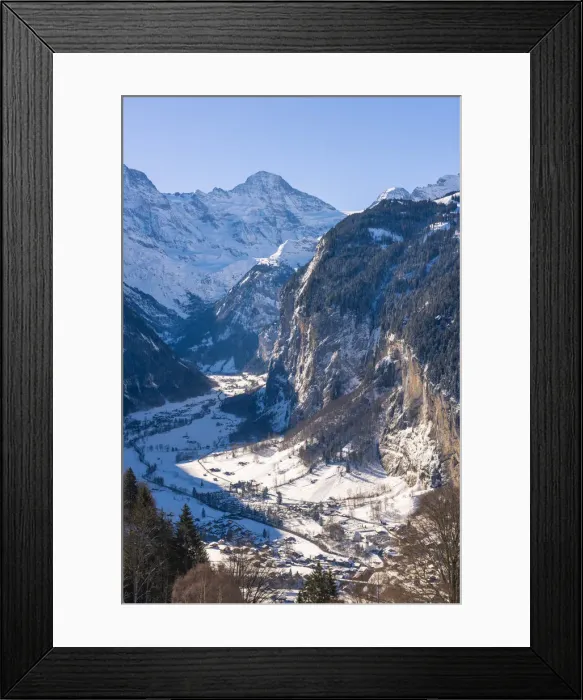 Framed Print : Lauterbrunnen valley, Berner Oberland, canton of Bern, Switzerland Framed Print : Lauterbrunnen valley, Berner Oberland, canton of Bern, Switzerland