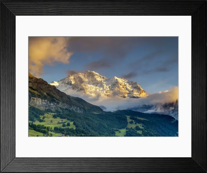 Framed Print : Last Light on Jungfrau, Bernese Oberland, Switzerland Framed Print : Last Light on Jungfrau, Bernese Oberland, Switzerland