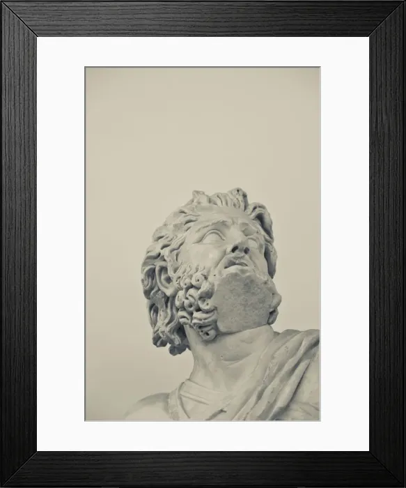 Framed Print : Jordan, Amman, The Citadel, National Archealogical Museum, Roman statue