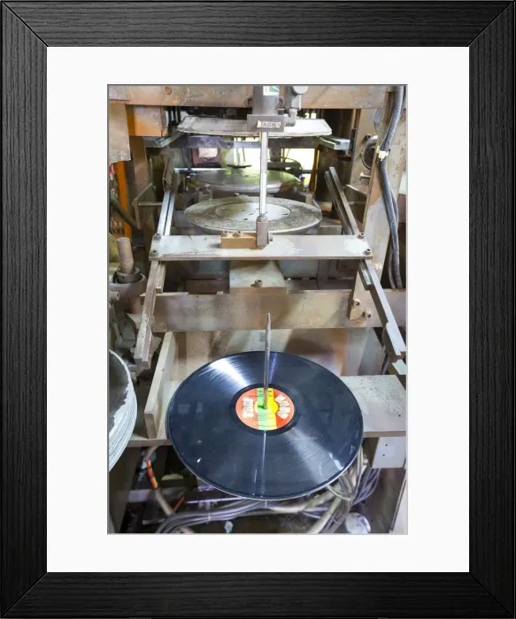 Framed Print : Tuff Gong Recording Studios, Kingston, St. Andrew Parish, Jamaica, Caribbean Framed Print : Tuff Gong Recording Studios, Kingston, St. Andrew Parish, Jamaica, Caribbean
