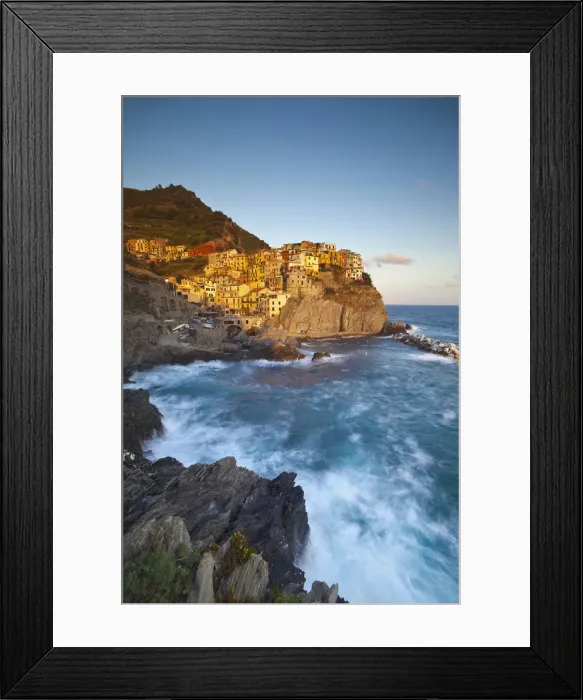 Framed Print : Manarola, Cinque Terre, Riviera di Levante, Liguria, Italy Framed Print : Manarola, Cinque Terre, Riviera di Levante, Liguria, Italy