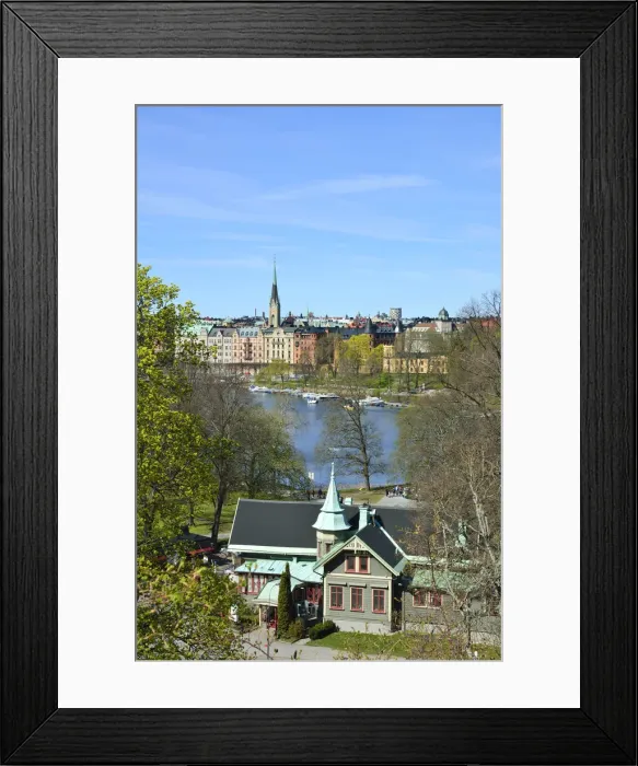 Framed Print : Strandvagen (Shore / Beach Road) in Ostermalm in central Stockholm Framed Print : Strandvagen (Shore / Beach Road) in Ostermalm in central Stockholm