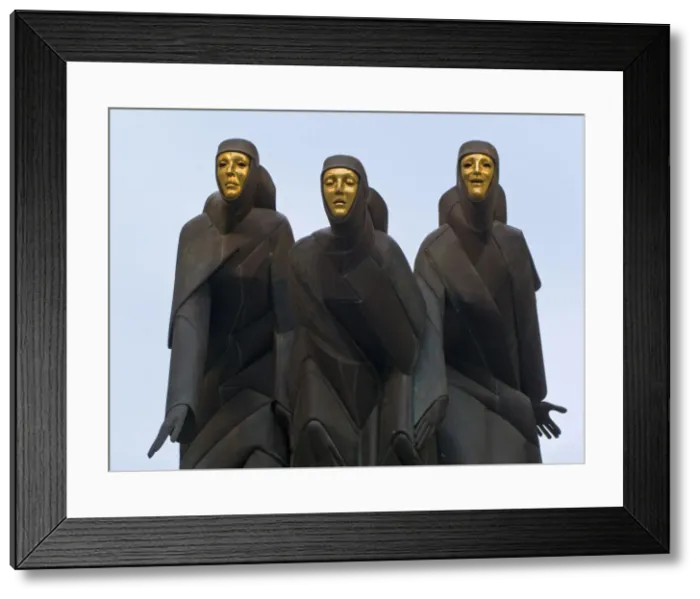 Framed Print : Lithuania, Vilnius, National Drama Theatre, Sculpture of the Feast of the three musicians