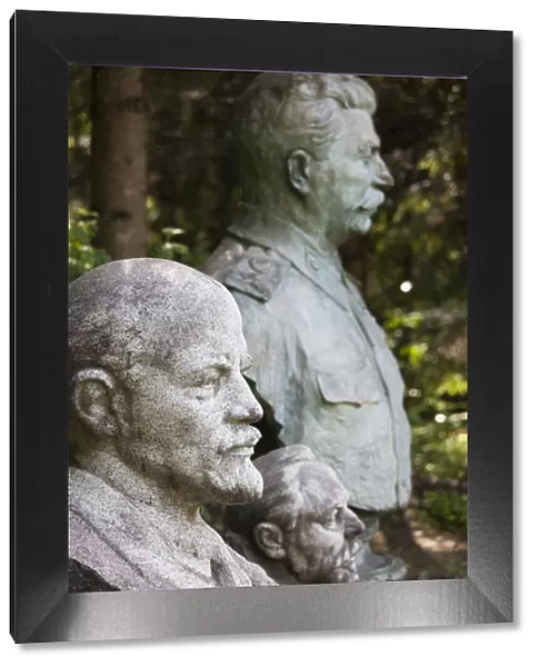 Lithuania, Southern Lithuania, Grutas, Grutas Park, sculpture park of former Communist-era