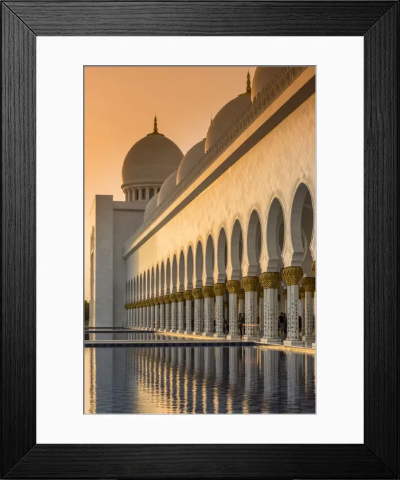 Framed Print : Sunset view of Sheikh Zayed Mosque, Abu Dhabi, United Arab Emirates Framed Print : Sunset view of Sheikh Zayed Mosque, Abu Dhabi, United Arab Emirates