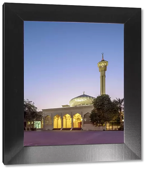 Bastakiya Mosque at dusk, Al Fahidi Historical Neighbourhood, Dubai, United Arab Emirates