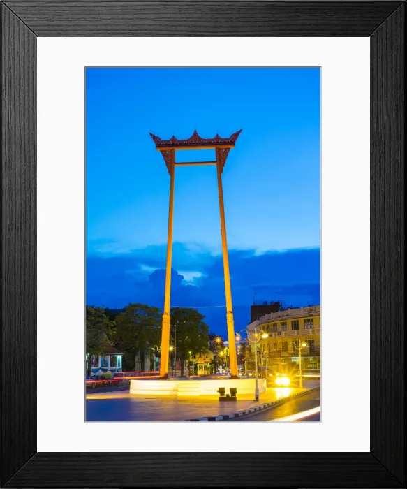 Framed Print : Giant Swing at night Bangkok, Thailand Framed Print : Giant Swing at night Bangkok, Thailand