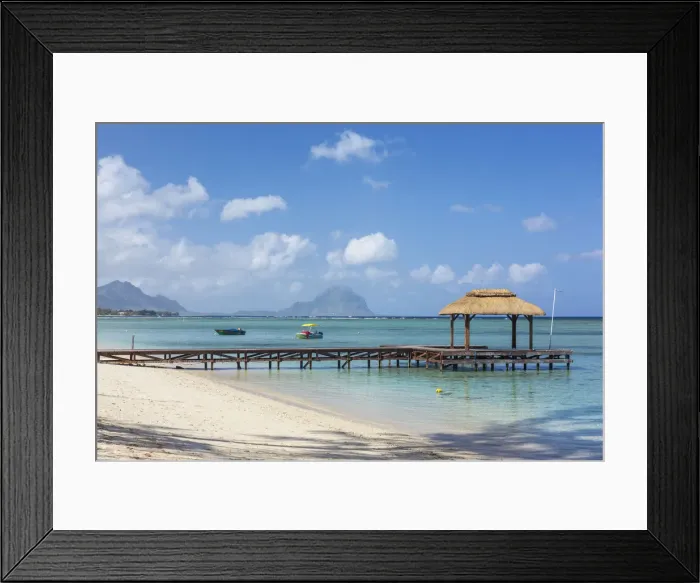 Framed Print : Flic-en-Flac beach, Mauritius, Indian Ocean Framed Print : Flic-en-Flac beach, Mauritius, Indian Ocean