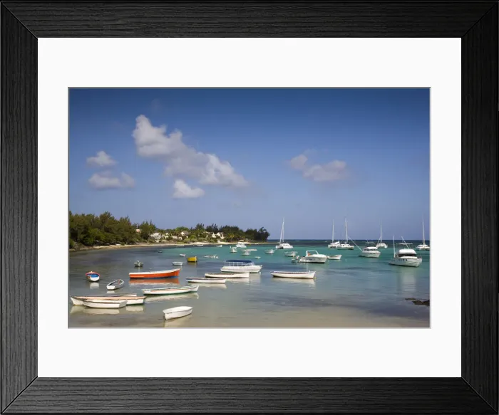 Framed Print : Mauritius, North Mauritius, Cap Maleureux, Anse La Raie Bay