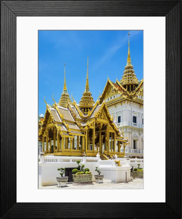 Framed Print : Phra Thinang Aphorn Phimok Prasat pavilion in front of Phra Thinang Chakri Maha Prasat Framed Print : Phra Thinang Aphorn Phimok Prasat pavilion in front of Phra Thinang Chakri Maha Prasat