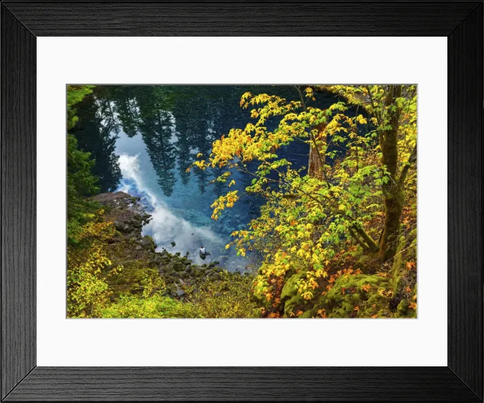Framed Print : USA, Oregon, Willamette National Forest, Blue Pool on the McKenzie River, Tamolitch Pool Framed Print : USA, Oregon, Willamette National Forest, Blue Pool on the McKenzie River, Tamolitch Pool