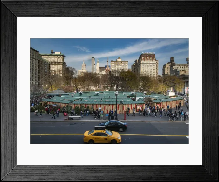 Framed Print : The Union Square Holiday Market at Union Square, Manhattan, New York, USA Framed Print : The Union Square Holiday Market at Union Square, Manhattan, New York, USA