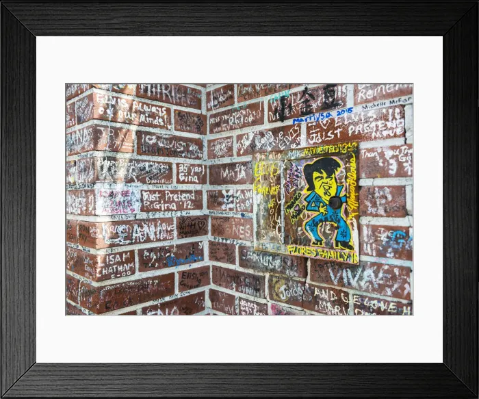 Framed Print : USA, Tennessee, Memphis, Walls to Graceland Framed Print : USA, Tennessee, Memphis, Walls to Graceland