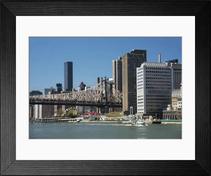 Framed Print : USA, East Coast, New York, Midtown, East River, Roosevelt Island, Queensboro Bridge Framed Print : USA, East Coast, New York, Midtown, East River, Roosevelt Island, Queensboro Bridge