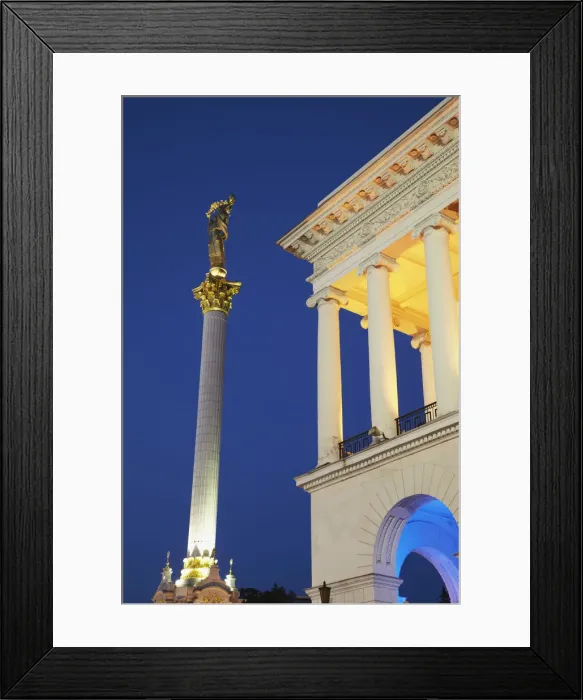 Framed Print : Monument to Berehynia in Independence Square (Maydan Nezalezhnosti) at dusk, KIev Framed Print : Monument to Berehynia in Independence Square (Maydan Nezalezhnosti) at dusk, KIev