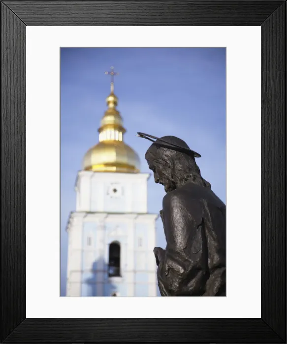 Framed Print : Statue of Christ in grounds of St Michaels Monastery, Kiev, Ukraine Framed Print : Statue of Christ in grounds of St Michaels Monastery, Kiev, Ukraine