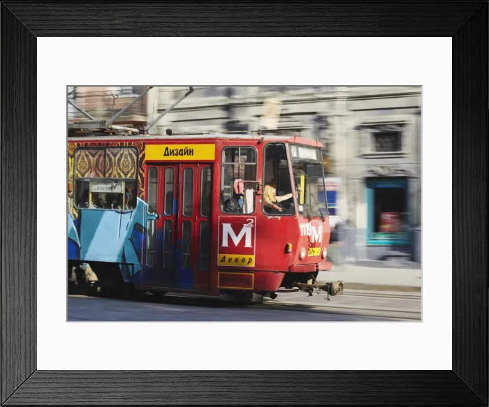 Framed Print : Tram passing through Market Square (Ploscha Rynok), Lviv, Ukraine Framed Print : Tram passing through Market Square (Ploscha Rynok), Lviv, Ukraine