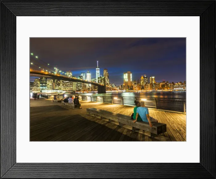 Framed Print : Enjoying the of Manhattan from Brooklyn bridger park, New York, USA Framed Print : Enjoying the of Manhattan from Brooklyn bridger park, New York, USA