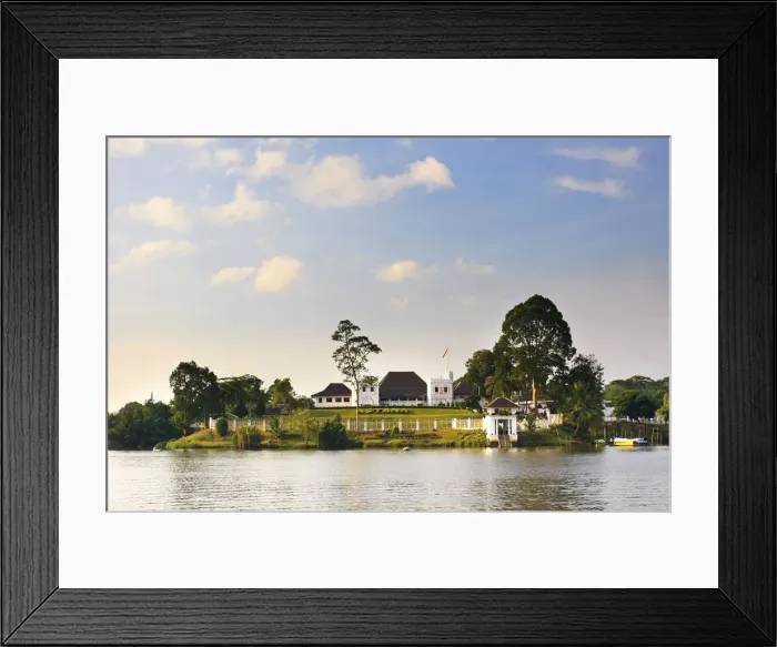 Framed Print : Istana Palace (Sarawak Governors Residence), Kuching, Sarawak, Malaysian Borneo