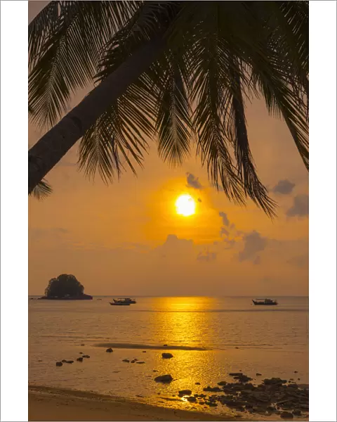 Malaysia, Pahang, Pulau Tioman (Tioman Island), Berjaya Beach, Pulau Rengis (Rengis