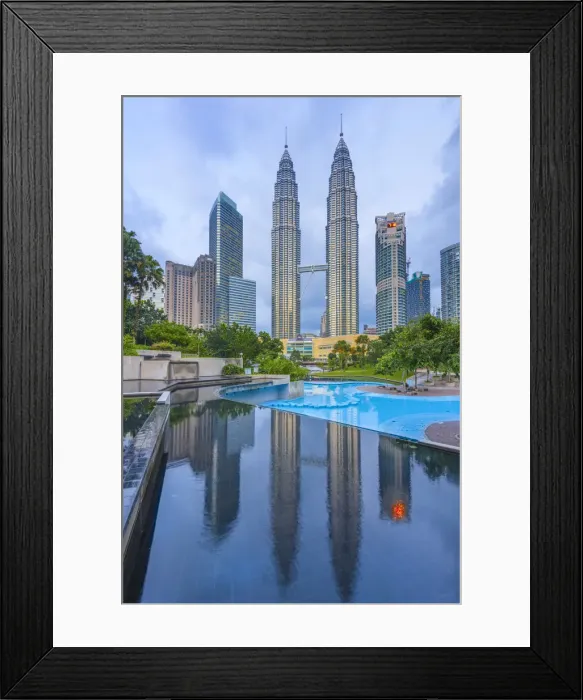 Framed Print : Malaysia, Kuala Lumpur, Petronas Towers Framed Print : Malaysia, Kuala Lumpur, Petronas Towers