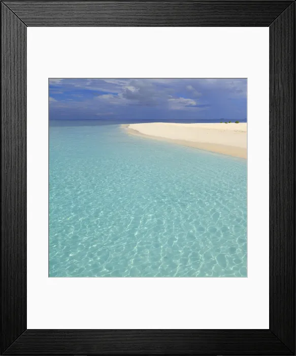 Framed Print : Maldives, South Ari Atoll, Thudufushi Island, Diamonds Thudufushi Resort Framed Print : Maldives, South Ari Atoll, Thudufushi Island, Diamonds Thudufushi Resort