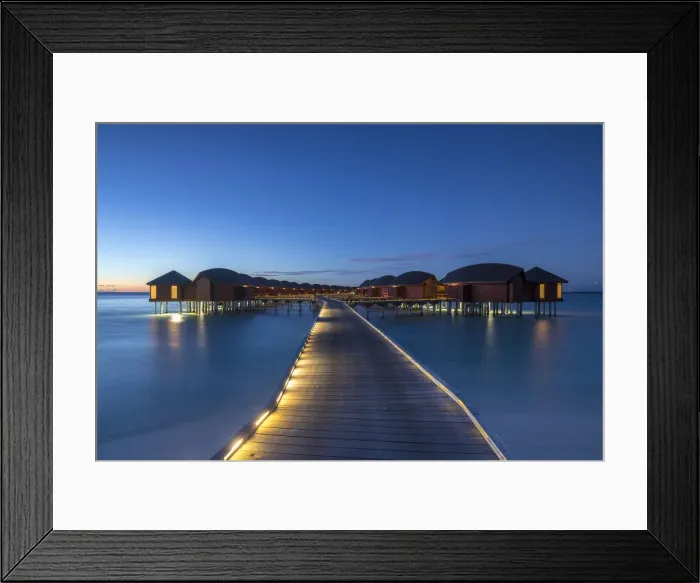 Framed Print : Overwater bungalows, Anantara Dhigu resort, South Male Atoll, Maldives Framed Print : Overwater bungalows, Anantara Dhigu resort, South Male Atoll, Maldives