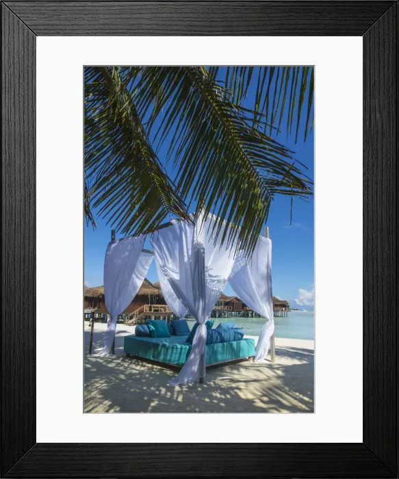 Framed Print : Cabana on the Anantara Veli resort, South Male Atoll, Maldives Framed Print : Cabana on the Anantara Veli resort, South Male Atoll, Maldives