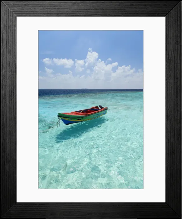 Framed Print : Maldives, Male Atoll, Kuda Bandos Island