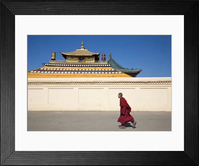Framed Print : MONGOLIA, Ulaanbaatar, Monk at Gandan (Gandantegchenling) Monastery Framed Print : MONGOLIA, Ulaanbaatar, Monk at Gandan (Gandantegchenling) Monastery