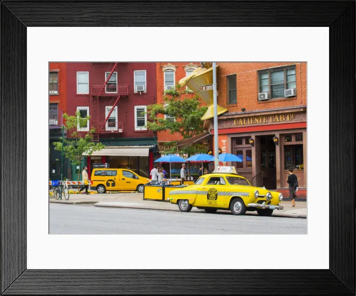Framed Print : Street scene in the west village, Manhattan, New York, USA Framed Print : Street scene in the west village, Manhattan, New York, USA