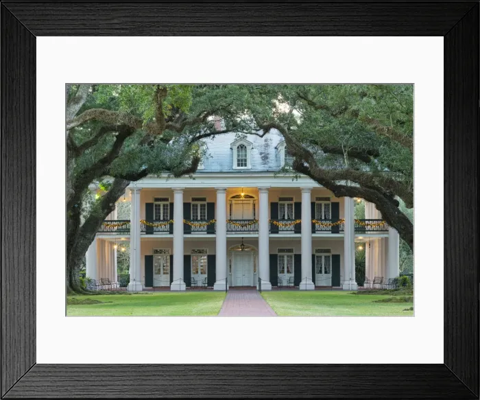 Framed Print : USA, Louisiana, St. James Parish, Vacherie, Oak Alley Plantation Framed Print : USA, Louisiana, St. James Parish, Vacherie, Oak Alley Plantation