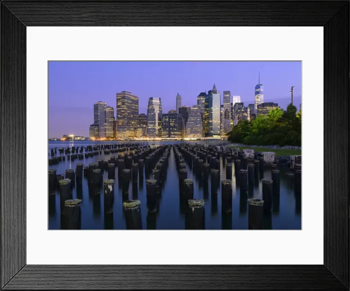 Framed Print : USA, New York, Brooklyn, view from Brooklyn to Manhattan in the morning Framed Print : USA, New York, Brooklyn, view from Brooklyn to Manhattan in the morning