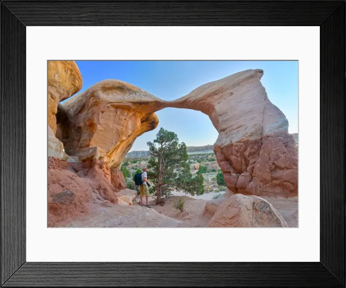 Framed Print : Photographer at Metate Arch, Devils Garden, Grand Staircase National Monument Framed Print : Photographer at Metate Arch, Devils Garden, Grand Staircase National Monument