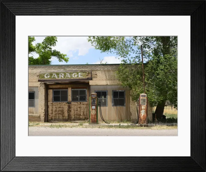 Framed Print : Abandoned garage, Southern Utah, Utah, USA Framed Print : Abandoned garage, Southern Utah, Utah, USA