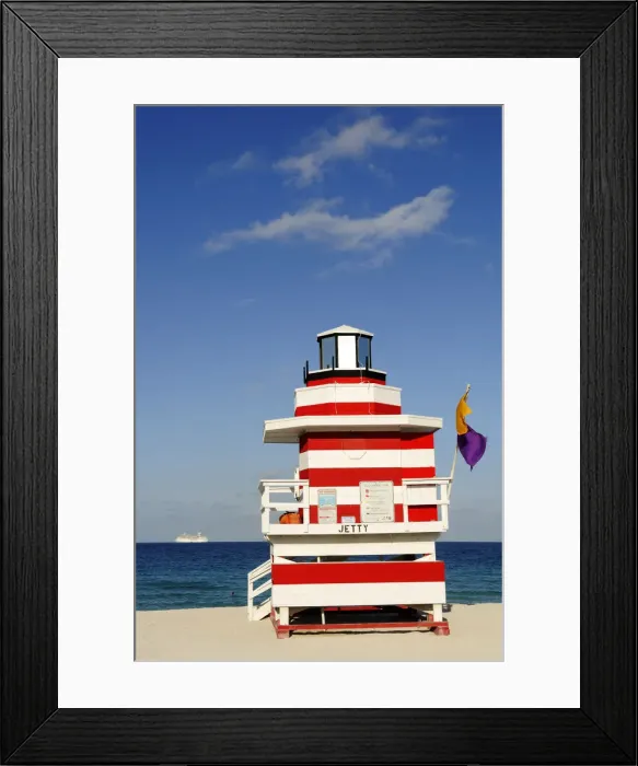 Framed Print : Life Guard Tower, Miami, South Beach, Florida, USA